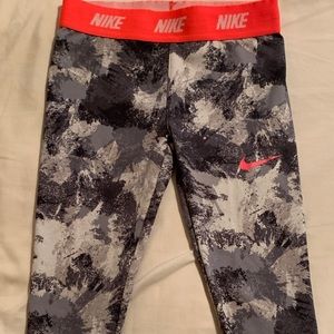 Kids Nike Active Dri-Fit Capri Leggings